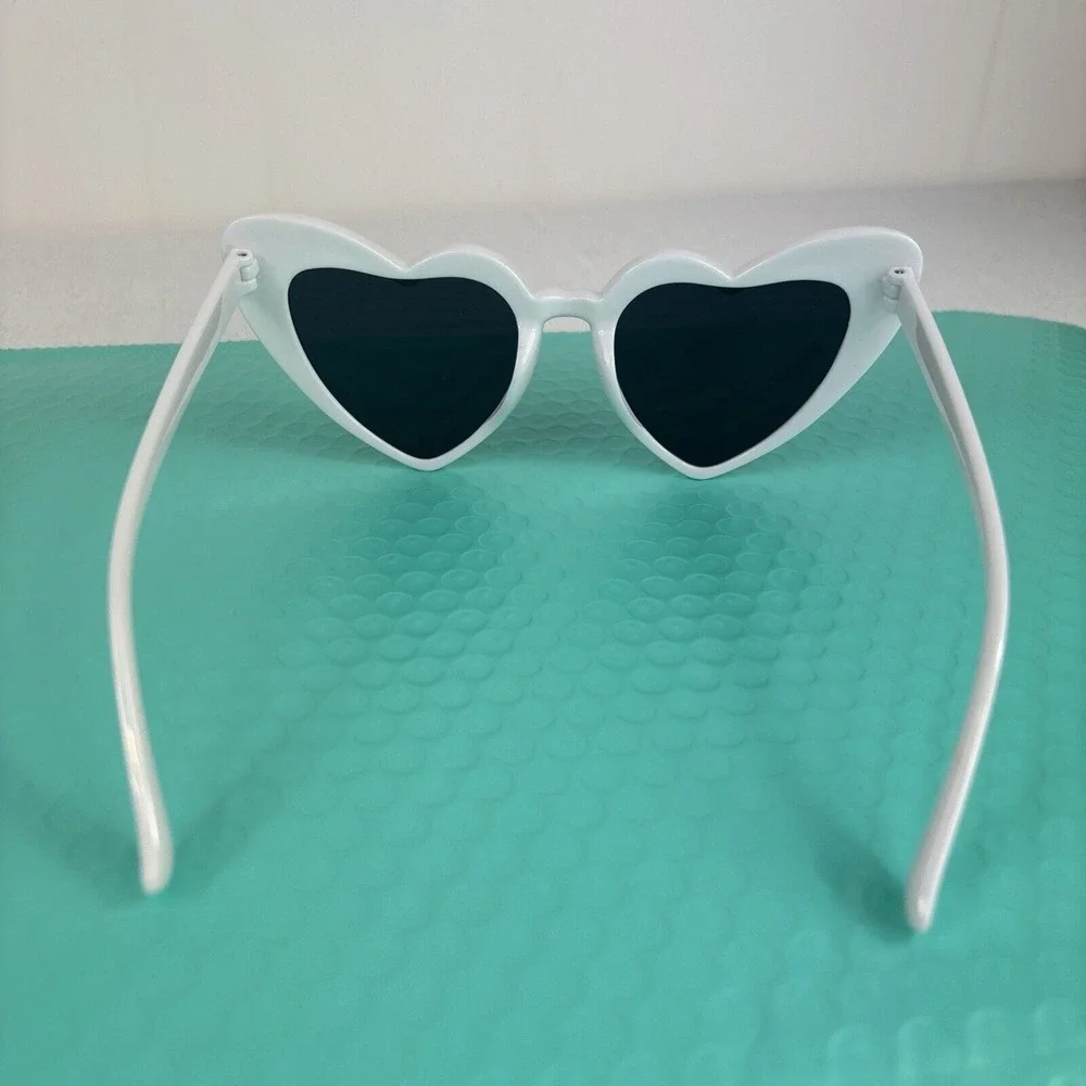 Sunglasses Women's Retro Vintage Cat Eye Fashion Heart Shape‎ Sun Glasses